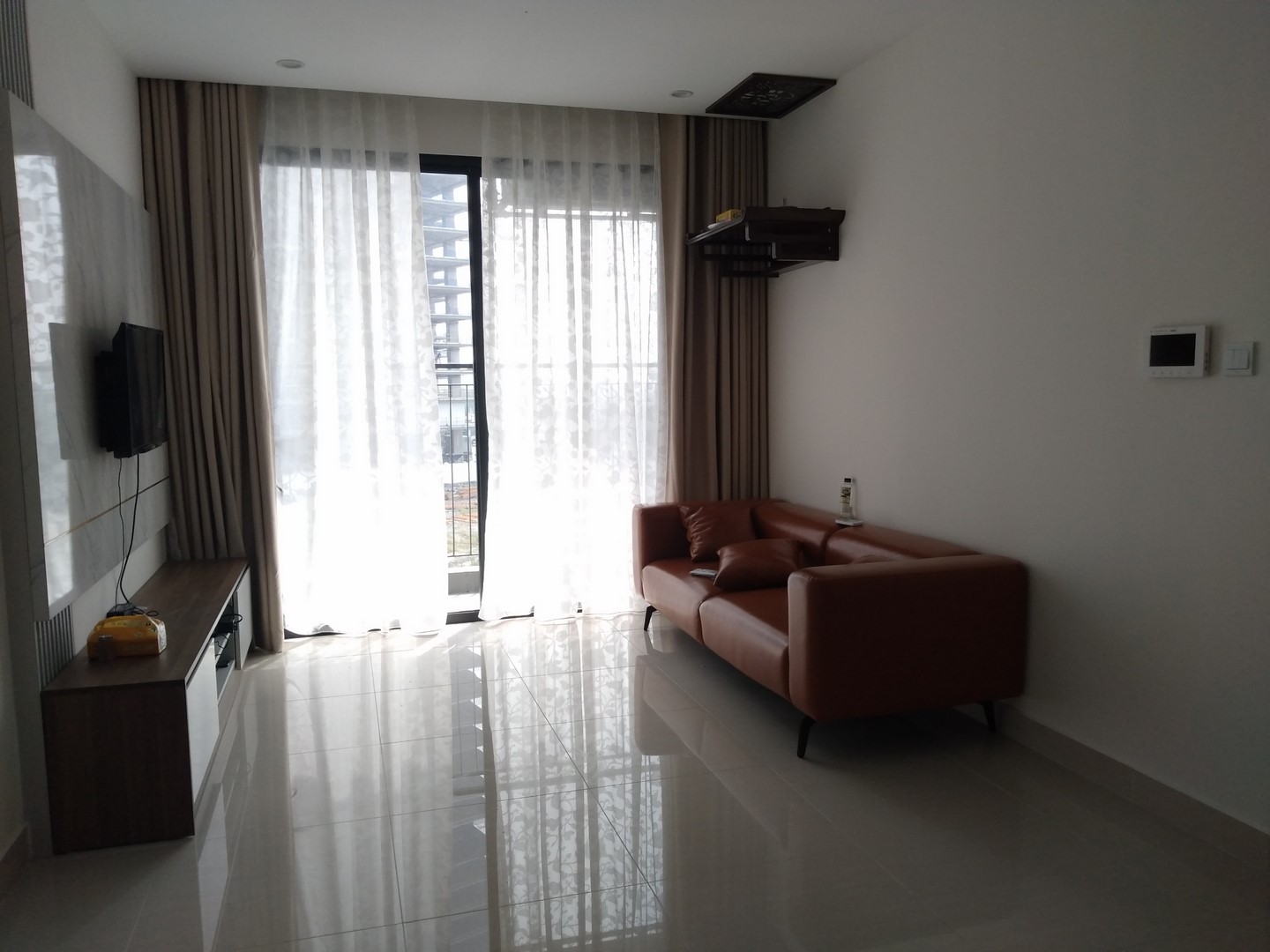 Serviced Apartment For Rent in Vinhomes Ocean Park S2.07 2 Bedrooms